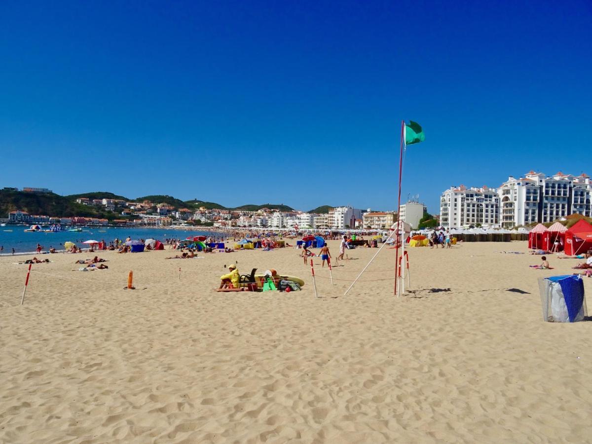 Pebble - 1 Bedroom Apartment Sleeps 5 With Pool & Tennis Court São Martinho do Porto Exterior foto