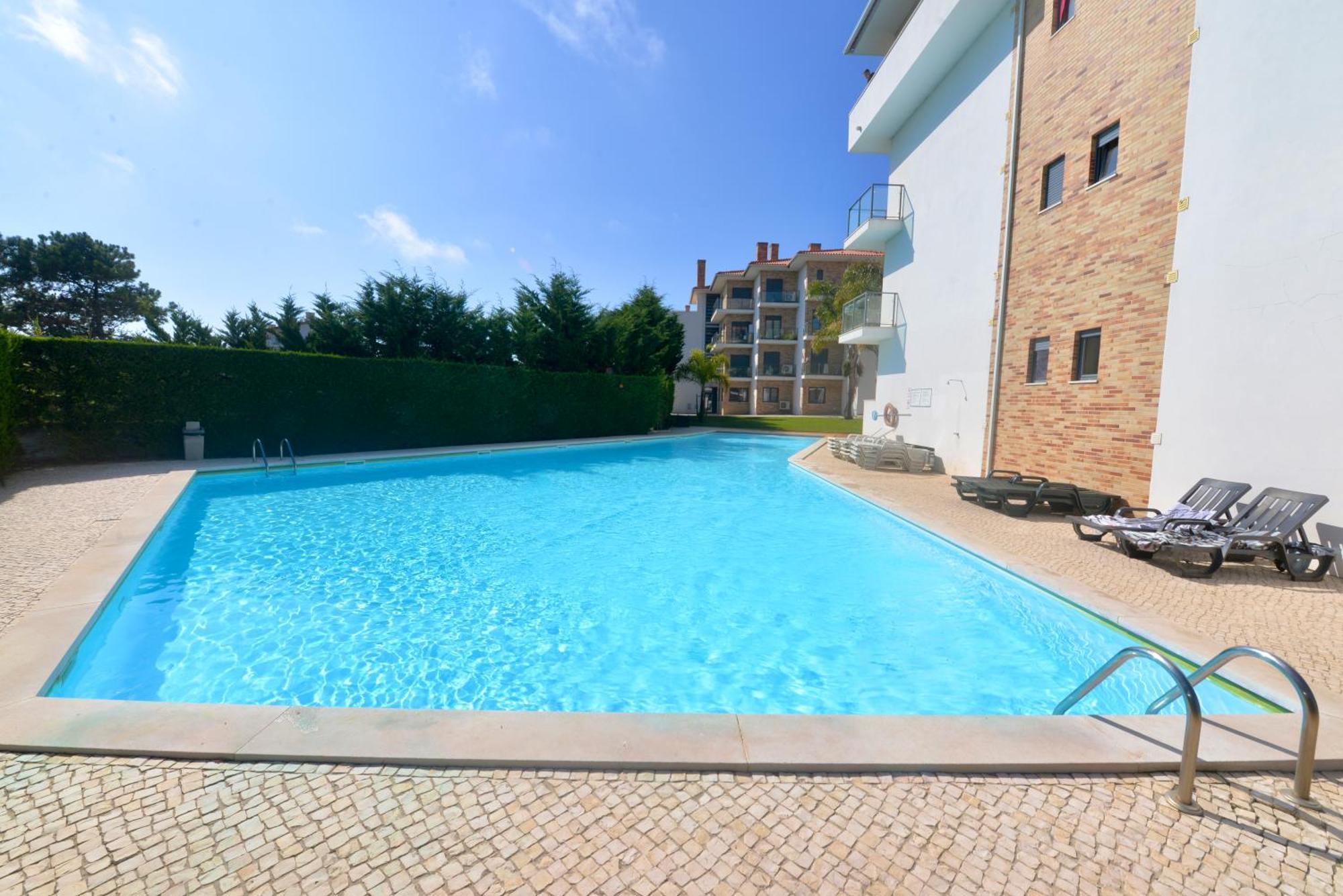 Pebble - 1 Bedroom Apartment Sleeps 5 With Pool & Tennis Court São Martinho do Porto Exterior foto